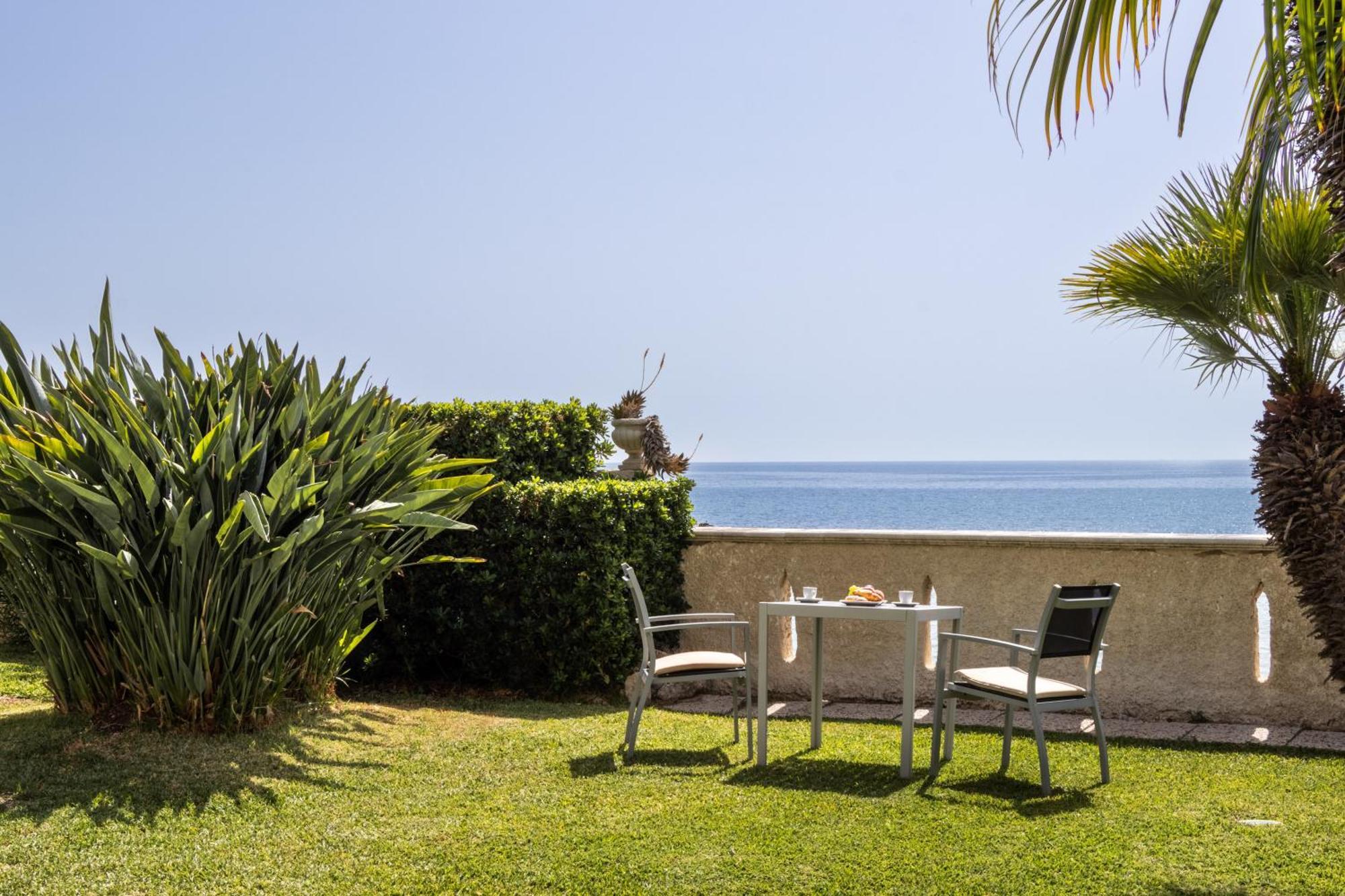 أفولا B&B La Terrazza Sul Mare المظهر الخارجي الصورة