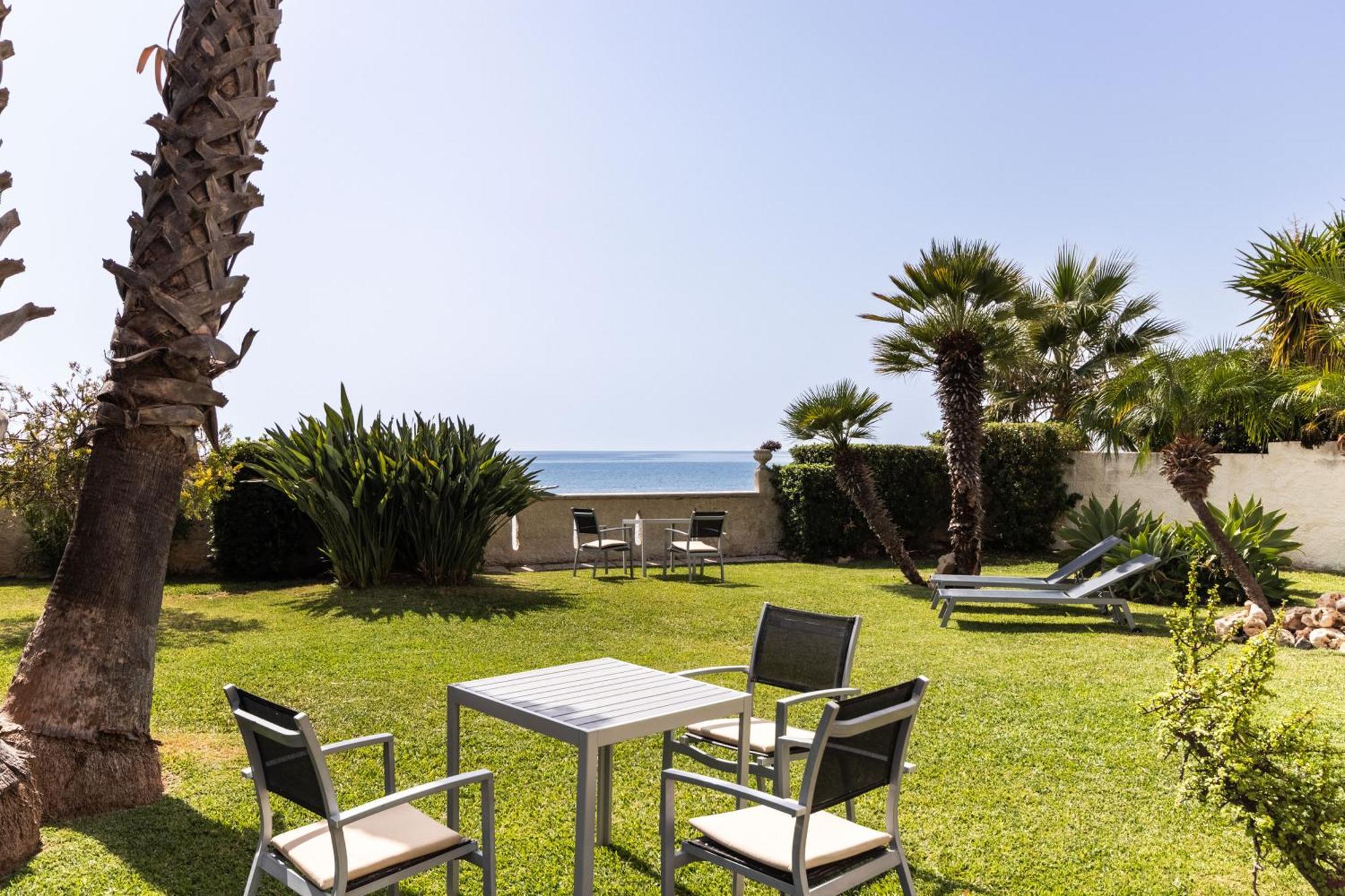 أفولا B&B La Terrazza Sul Mare المظهر الخارجي الصورة