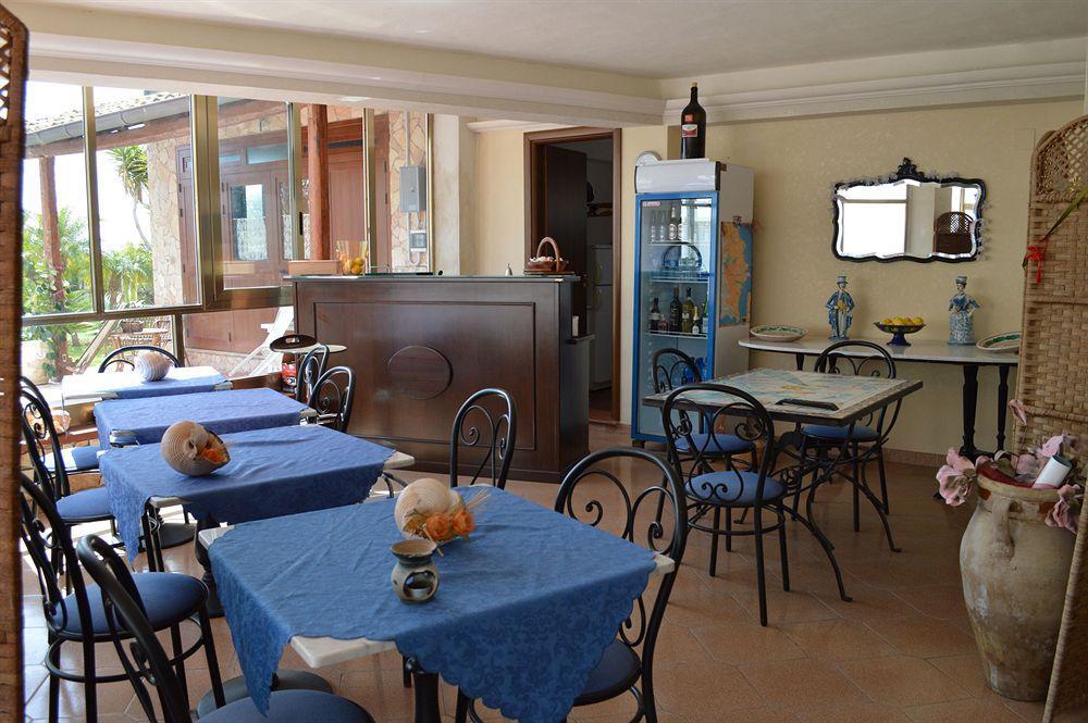 أفولا B&B La Terrazza Sul Mare المظهر الخارجي الصورة