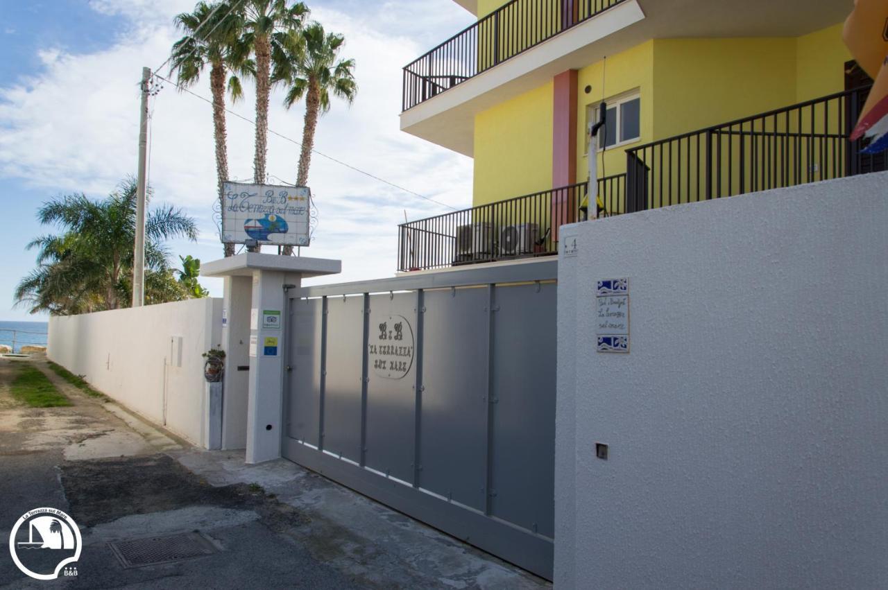 أفولا B&B La Terrazza Sul Mare المظهر الخارجي الصورة